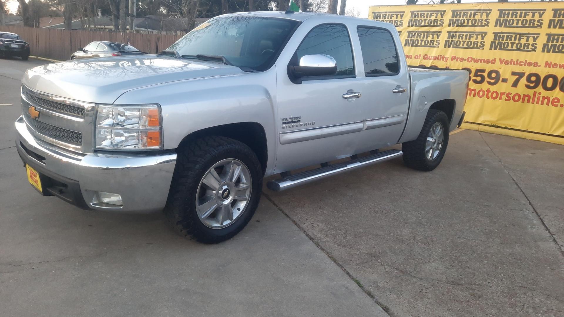 2013 Chevrolet Silverado 1500 (3GCPCSE05DG) , located at 16710 Clay Rd., Houston, TX, 77084, (281) 859-7900, 29.834864, -95.656166 - Photo#0